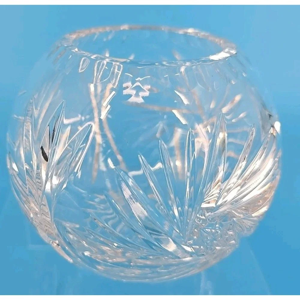 VINTAGE Crystal Rose Bowl Cut 12‎ pointed Star ~ 5